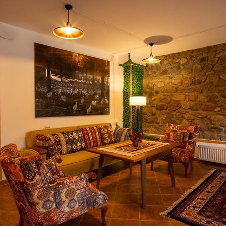 Mood Hotel Kazbegi Dış mekan fotoğraf