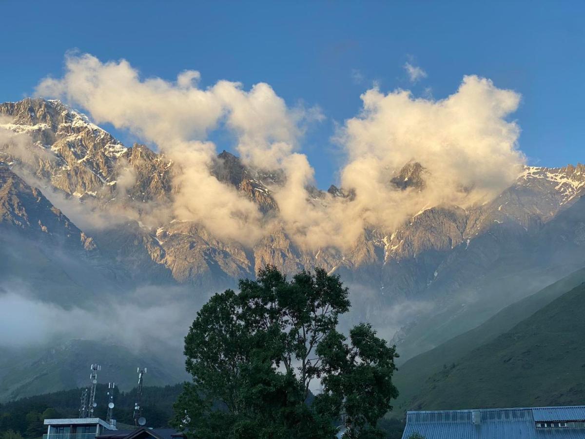 Mood Hotel Kazbegi Dış mekan fotoğraf