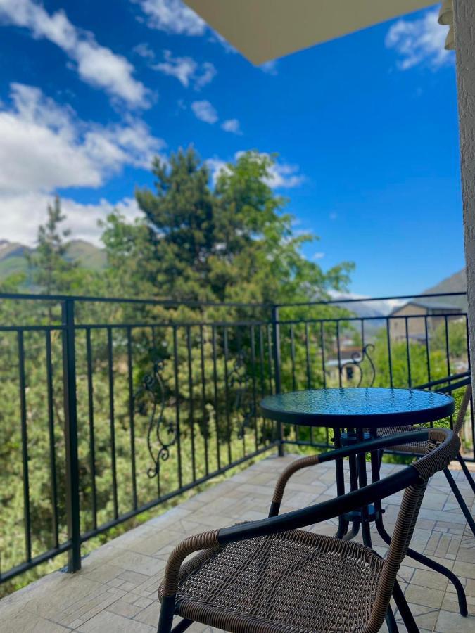 Mood Hotel Kazbegi Dış mekan fotoğraf