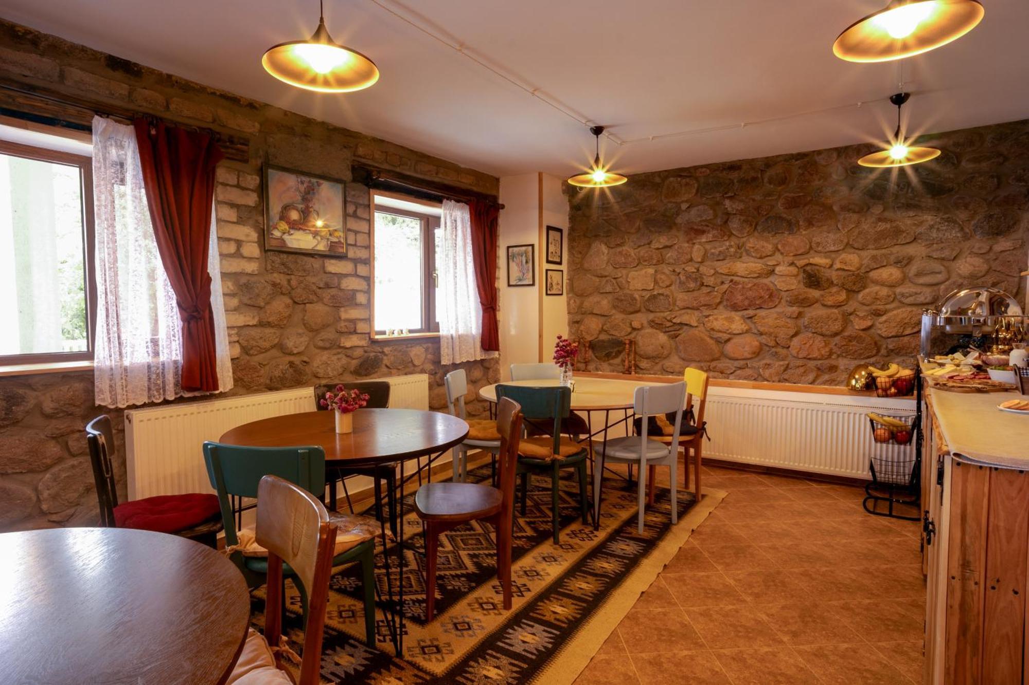 Mood Hotel Kazbegi Dış mekan fotoğraf