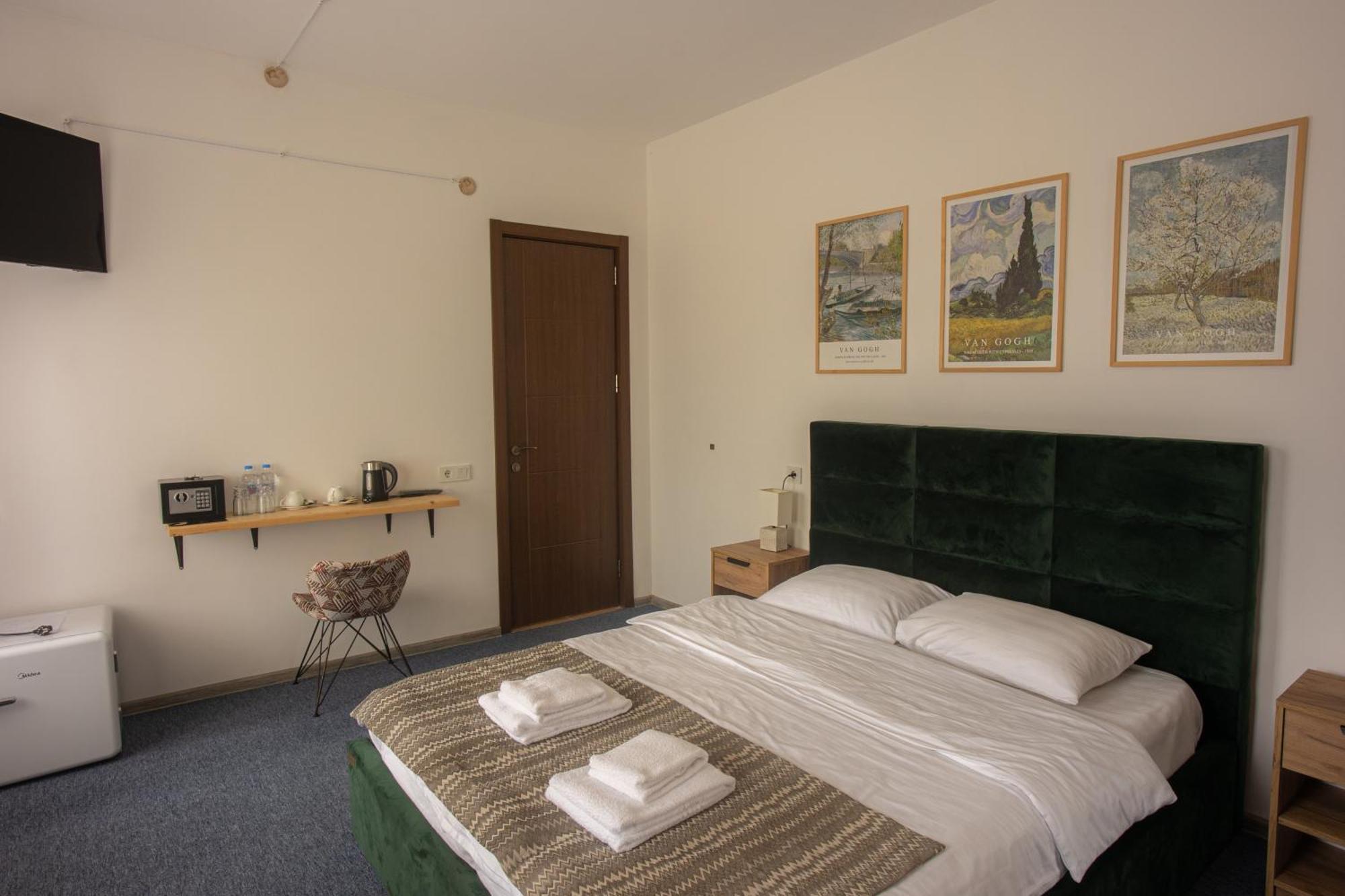 Mood Hotel Kazbegi Dış mekan fotoğraf